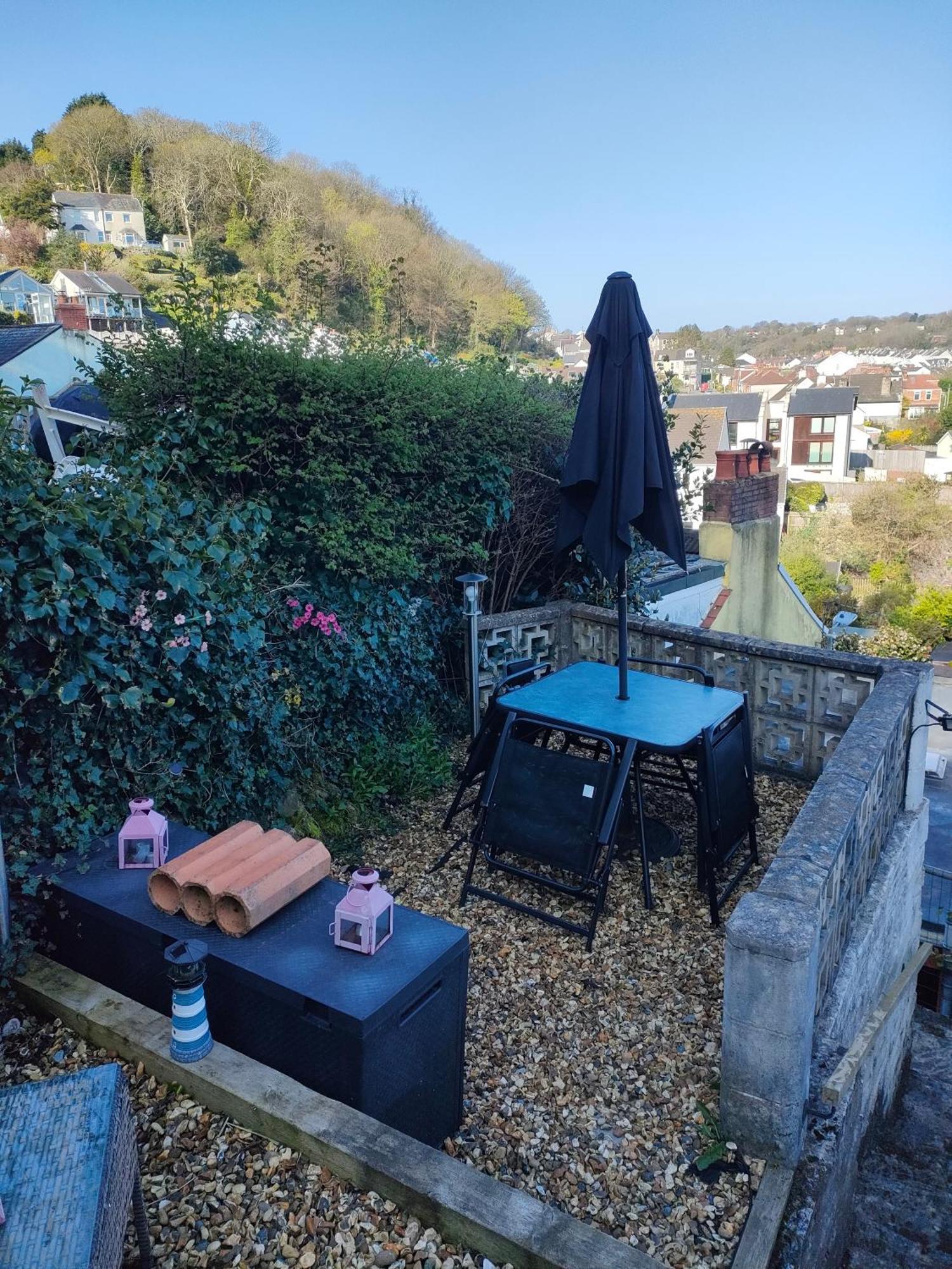 Fishermen'S Cottage With Log Burner, 2 Bathrooms & Sea Views From Garden Terraces Mumbles Exterior foto